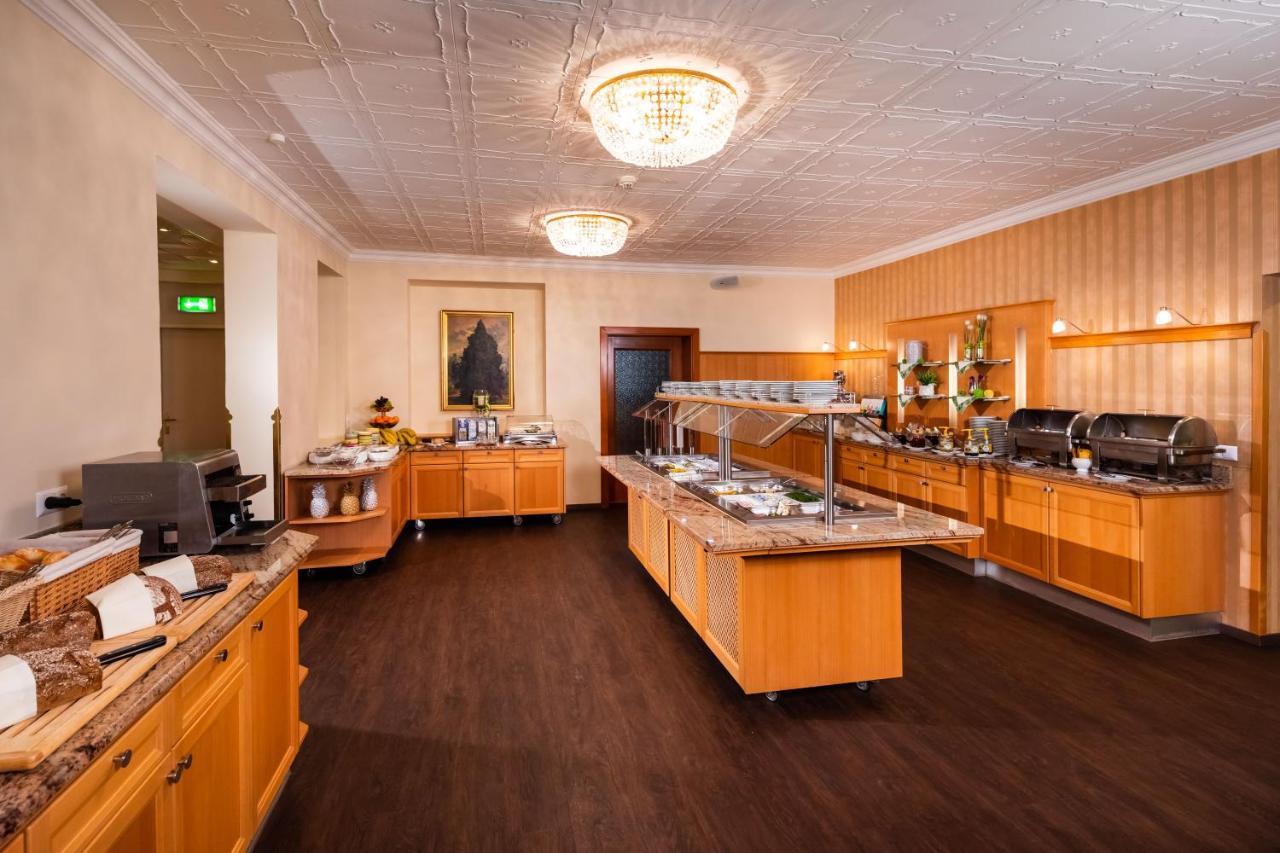 Hotel Allmer บัดไกลเชนแบร์ก ภายนอก รูปภาพ
